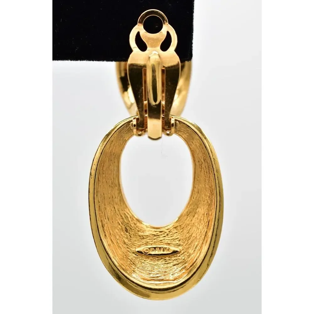 Avon Vintage Chunky Clip On Earrings Textured Dangle Gold Knocker Signed BinBK